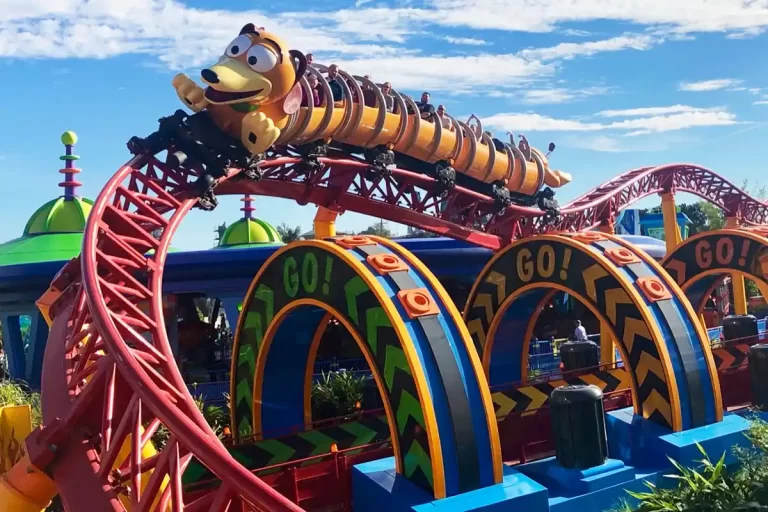 Disney aumenta preços dos ingressos os parques para 2026